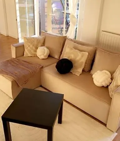 Apartment Cosy Et Tranquille Stains
